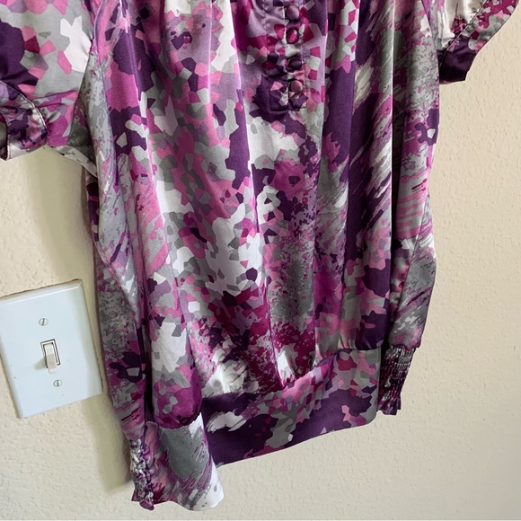 Silky Banded Waist Blouse - Picture 4 of 14